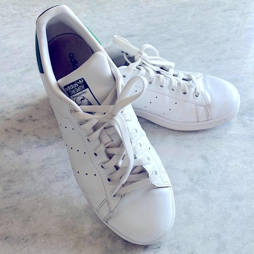 Lightly worn addidas Stan Smith shoes - US 10